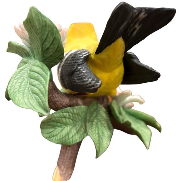 Lenox American Gold Finch Dogwood Branch 2003 - Picture 4 of 5